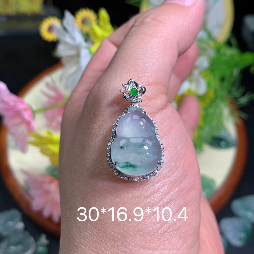 缅甸翡翠A货冰种飘花葫芦兴吊坠挂件水润百搭精致玉冰百搭气妈妈