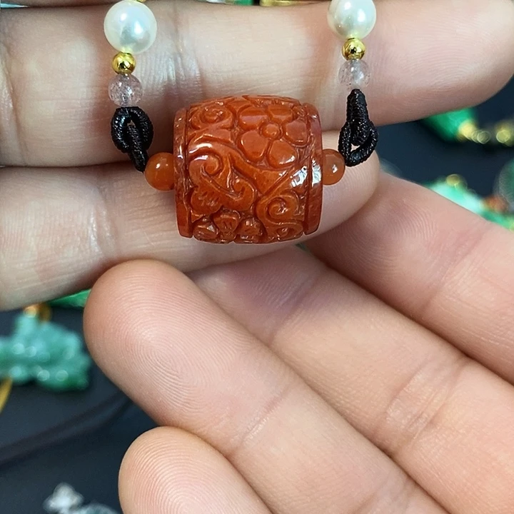 翡翠未镶嵌颈饰吊坠