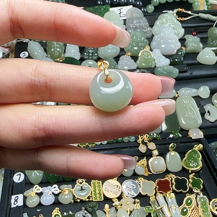 颈饰银S925镶嵌和田玉