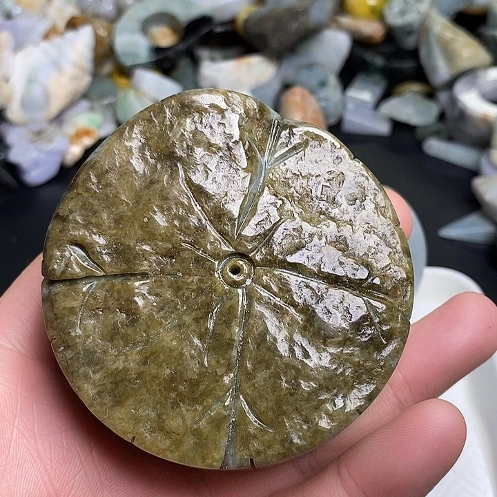 翡翠未镶嵌颈饰天然翡翠