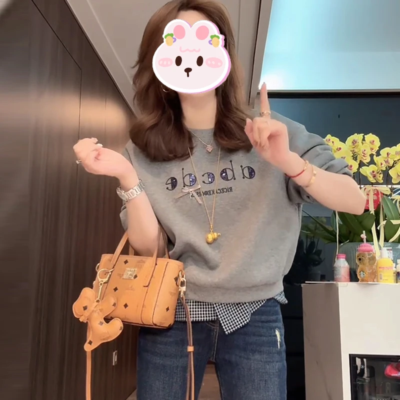 假两件字母卫衣女2025秋季新款设计感休闲百搭显瘦减龄小众上衣