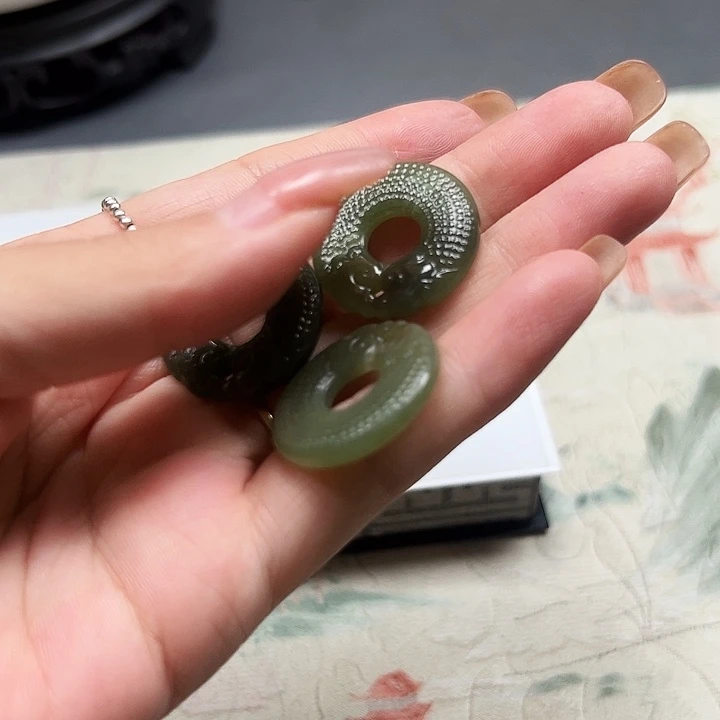 和田玉未镶嵌颈饰011