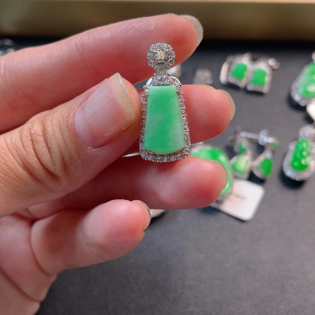 翡翠银S925镶嵌吊坠(不含链)