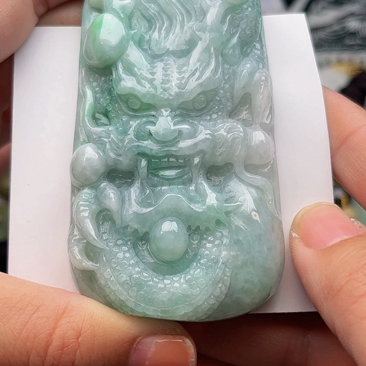 翡翠未镶嵌吊坠(不含链)挂件