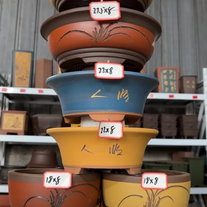 紫砂花盆100-8。