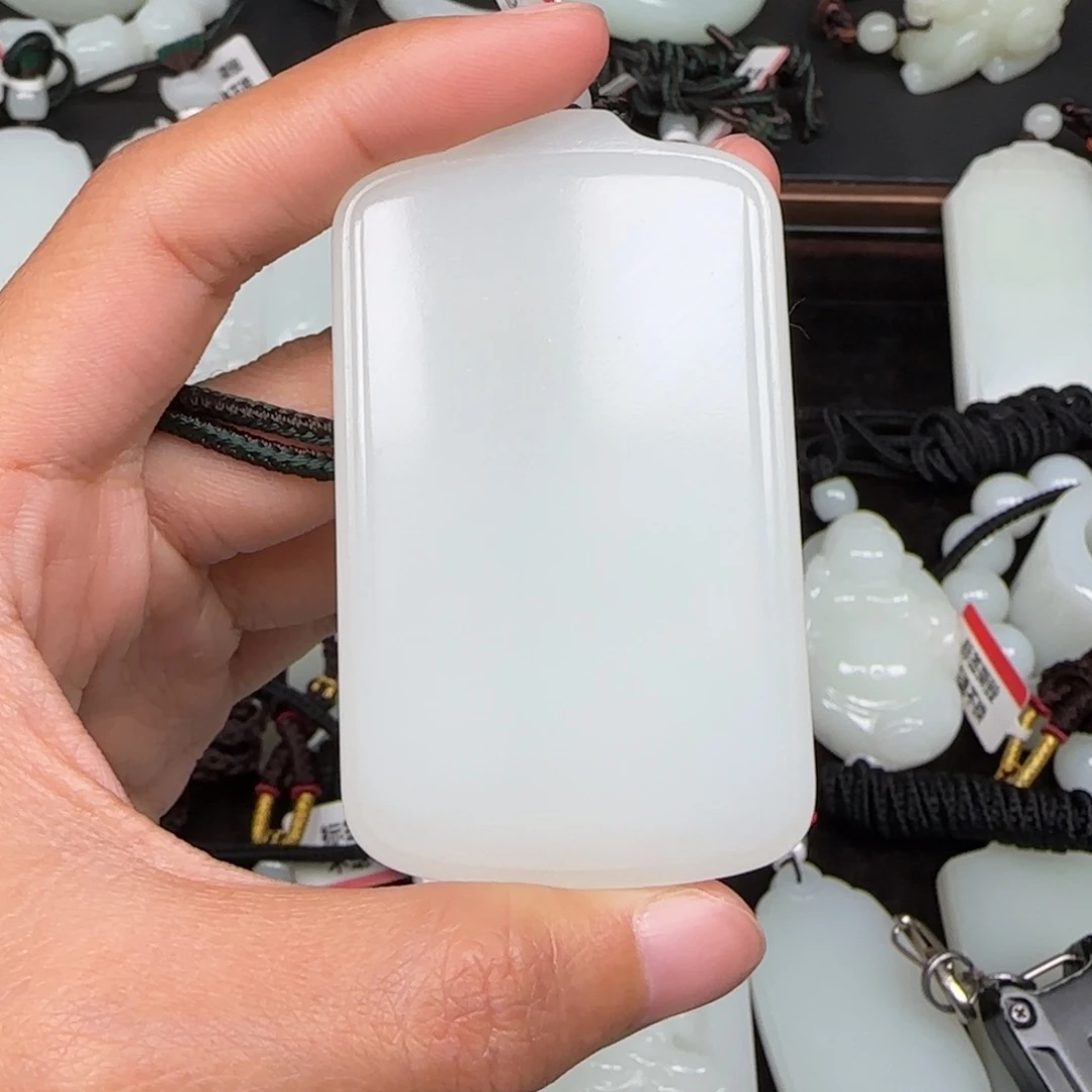 沙***长和田玉未镶嵌挂件