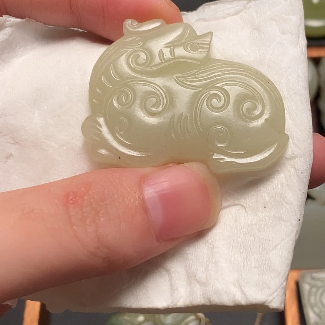 用***5未镶嵌和田玉挂件