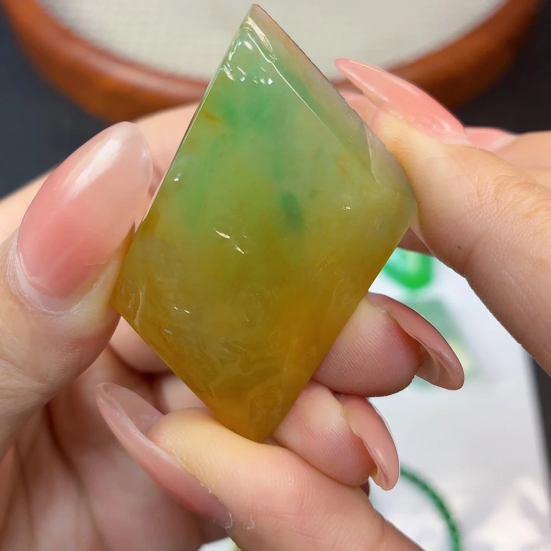 定制翡翠未镶嵌翡翠首饰