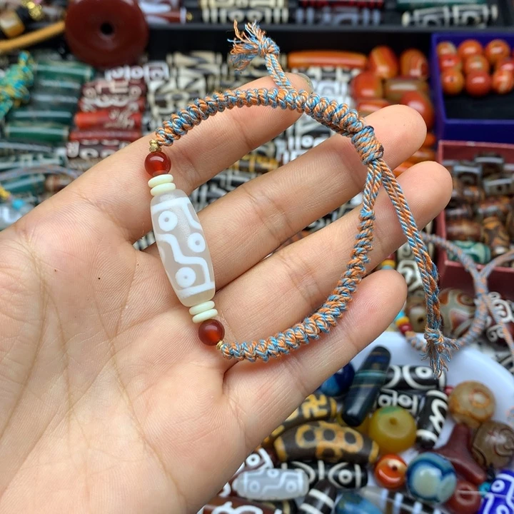 玛瑙/玉髓未镶嵌吊坠(赠链)