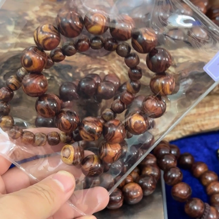 D***琛木质类海南黄花梨