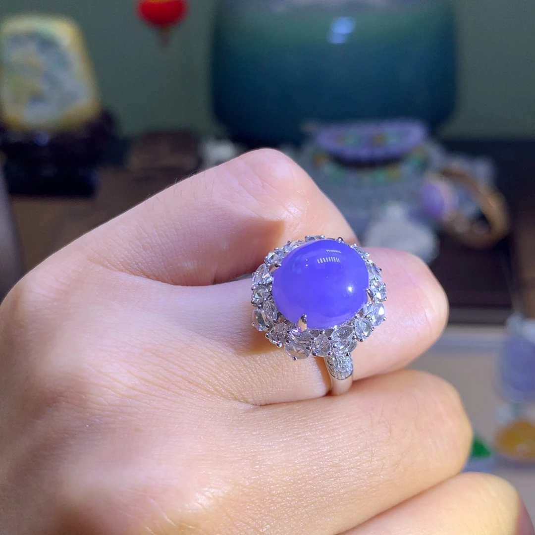 翡翠18K金镶嵌颈饰翡翠