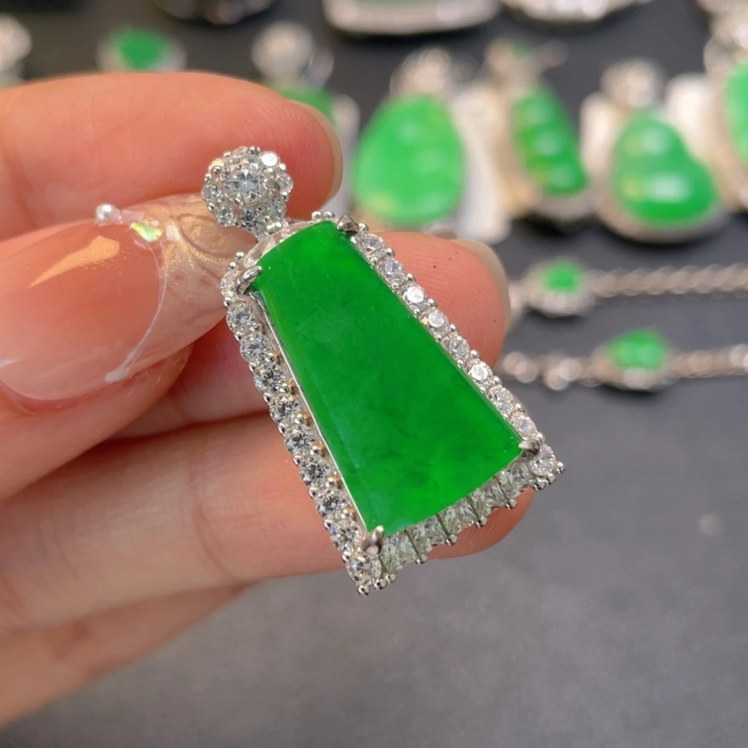 翡翠银S925镶嵌颈饰