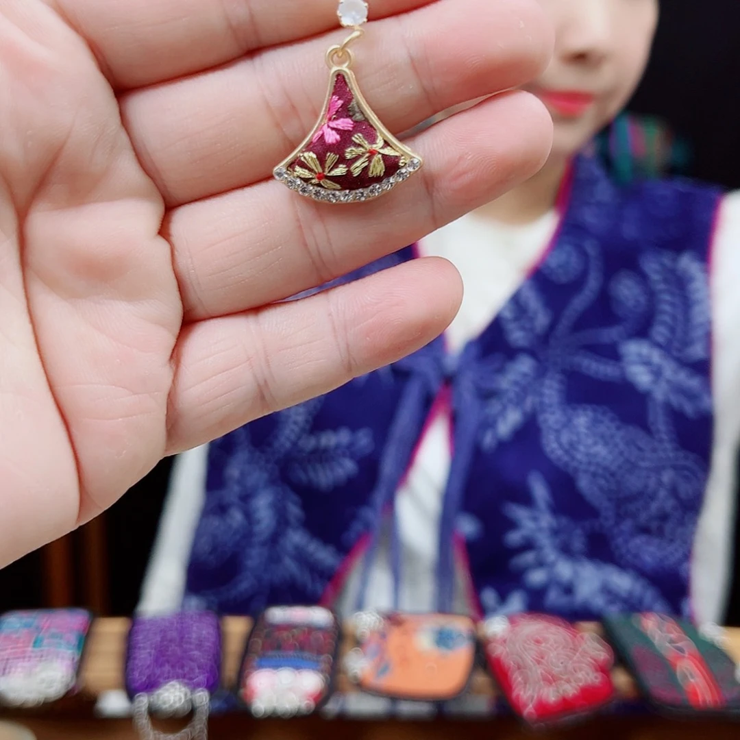 黄铜布艺925银悠*手工刺绣