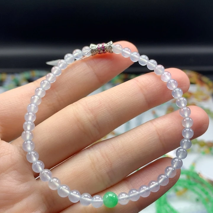 翡翠手镯未镶嵌翡翠