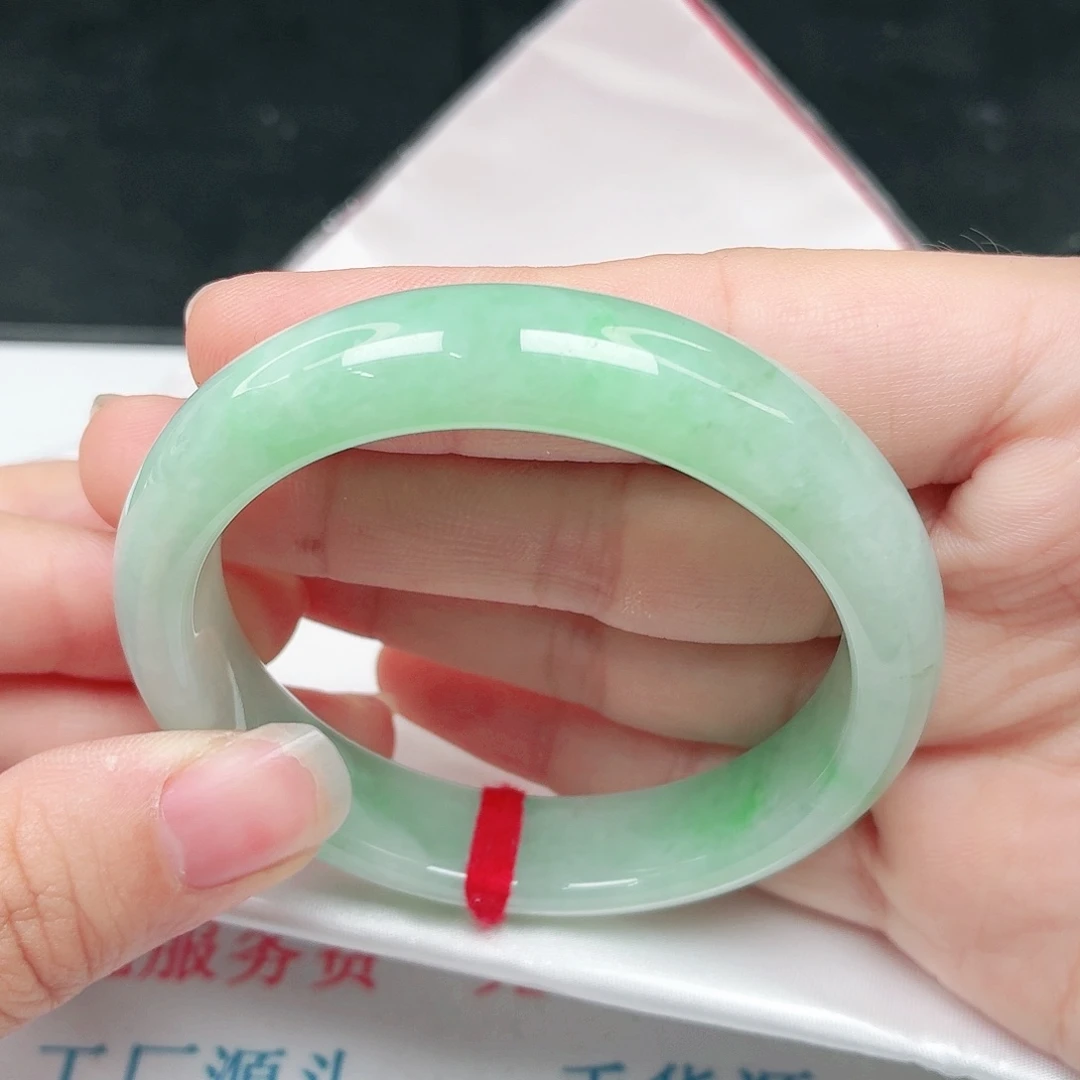 未镶嵌手镯翡翠146