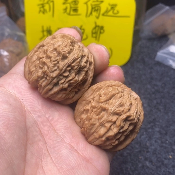 文玩核桃吊坠42四座楼