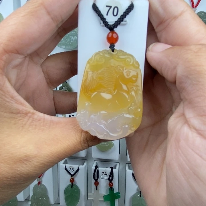 玛瑙/玉髓未镶嵌颈饰