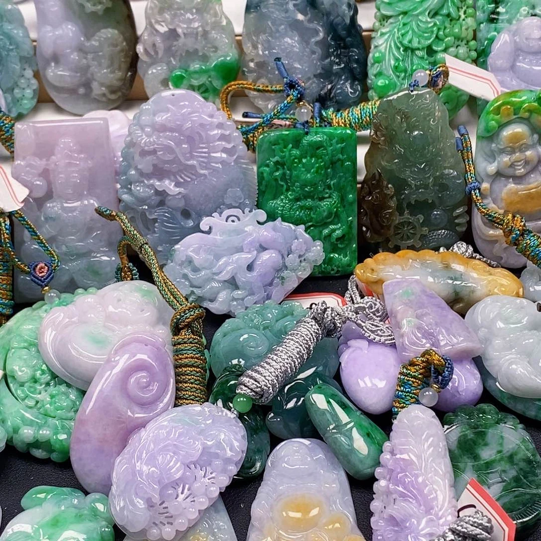 吊坠(不含链)未镶嵌翡翠