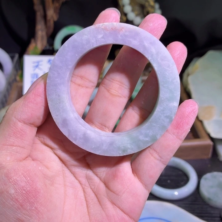 定制翡翠未镶嵌天然翡翠A货毛胚手镯