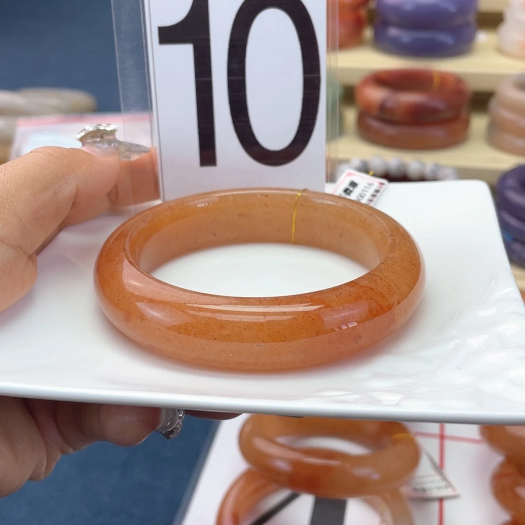 石英质玉未镶嵌手镯63圈