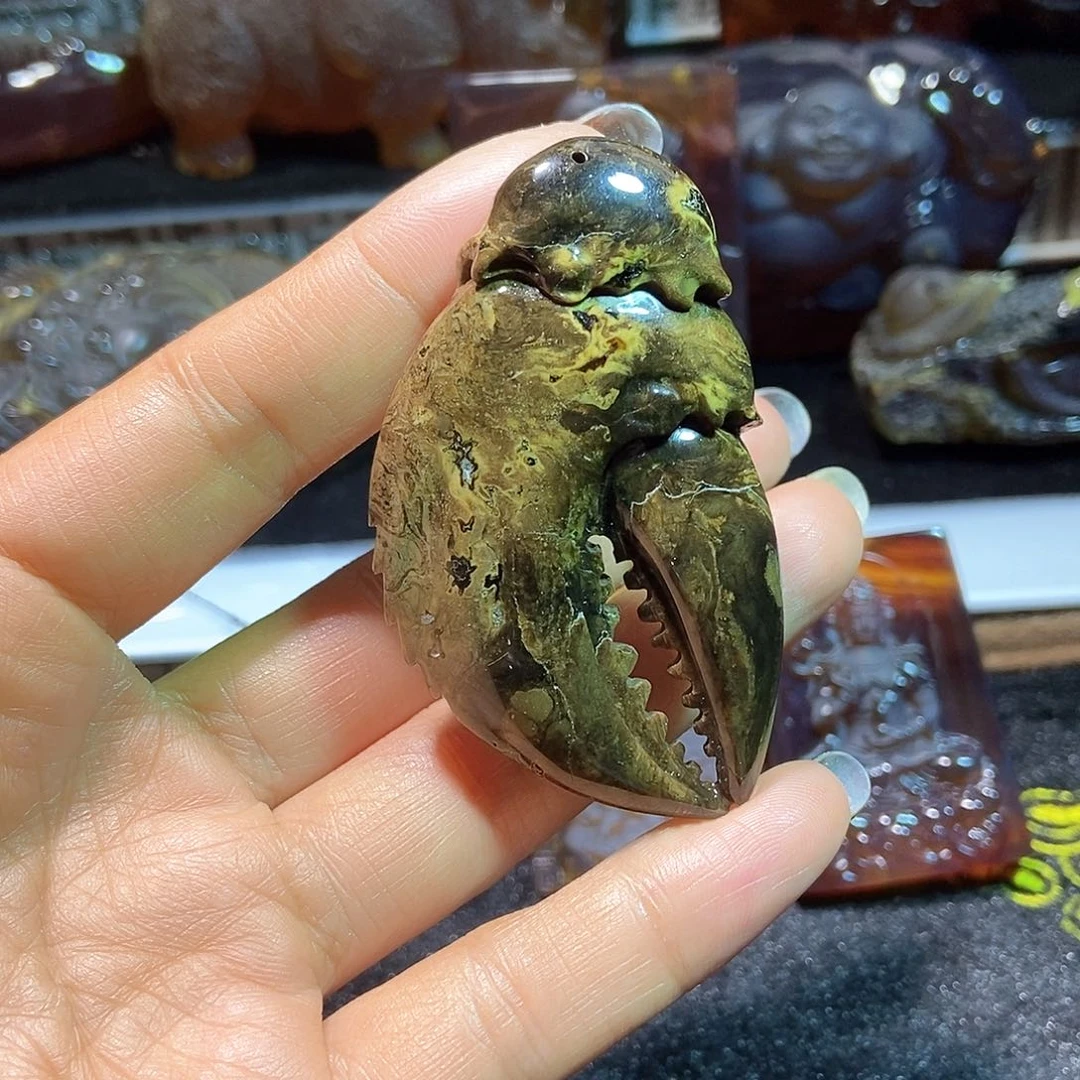 未镶嵌颈饰琥珀富甲天下