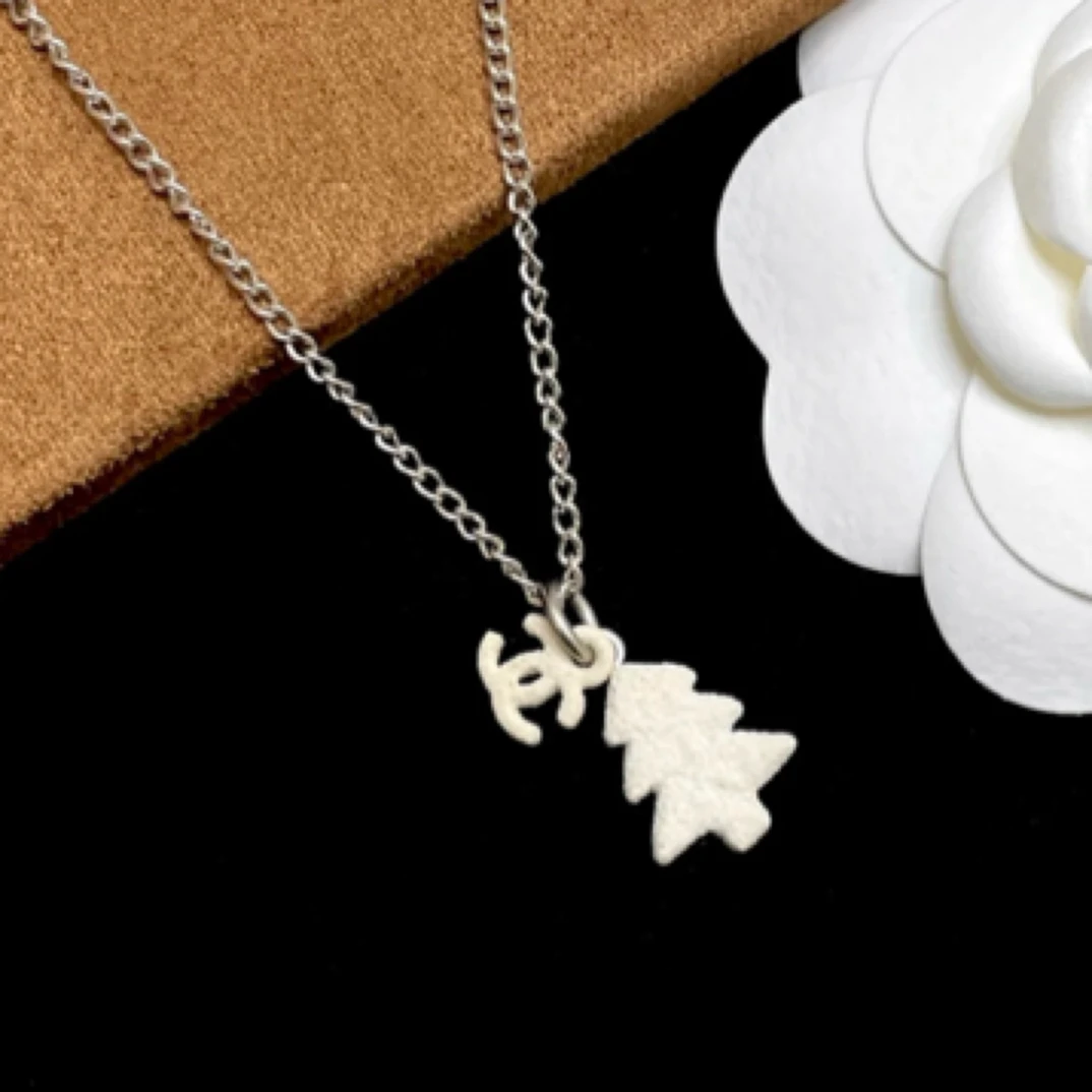 95新 Chanel/香奈儿 白色糖霜圣诞树双C项链 2501719