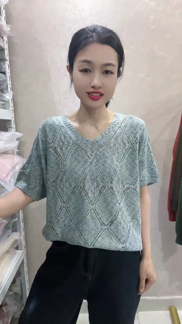 新款女装V领镂空薄款短袖针织衫
