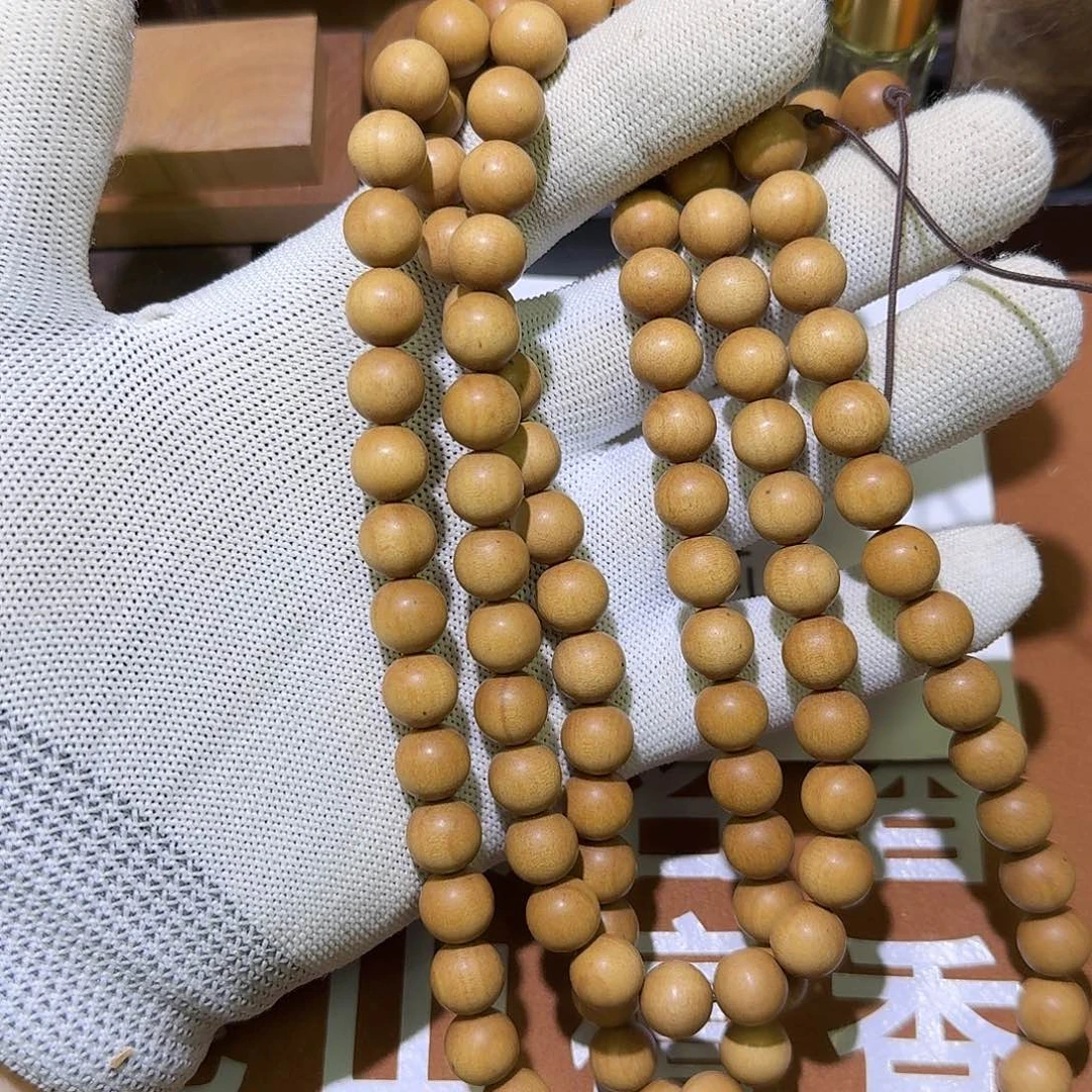 檀香木1.0×108颗黄肉顺纹