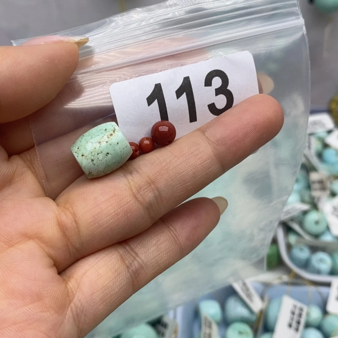 未镶嵌南红玛瑙珠宝奇石