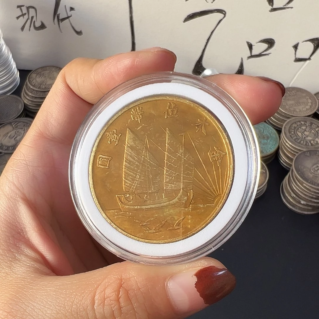 金属复古风格摆件