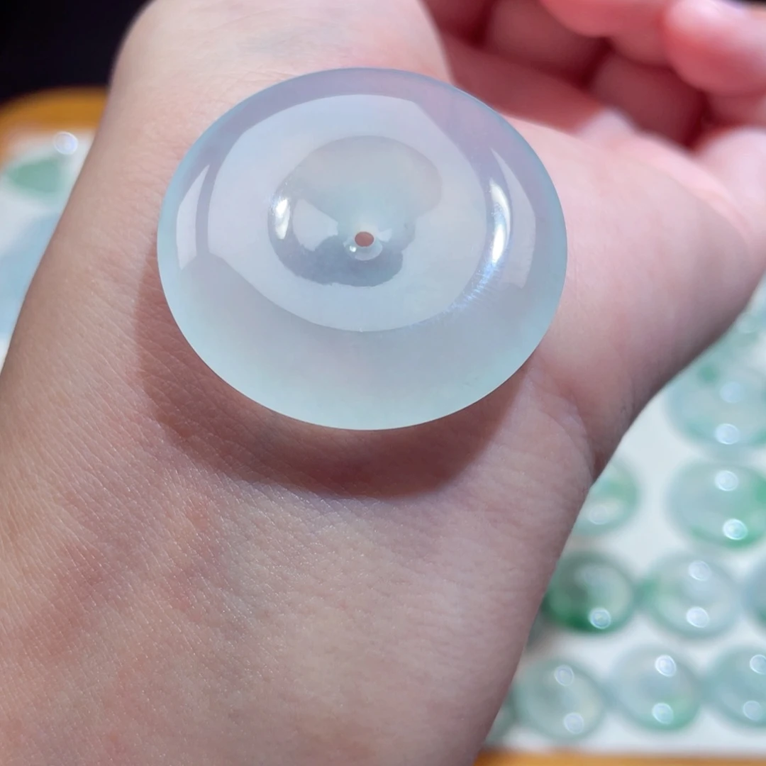 颈饰未镶嵌翡翠扣子