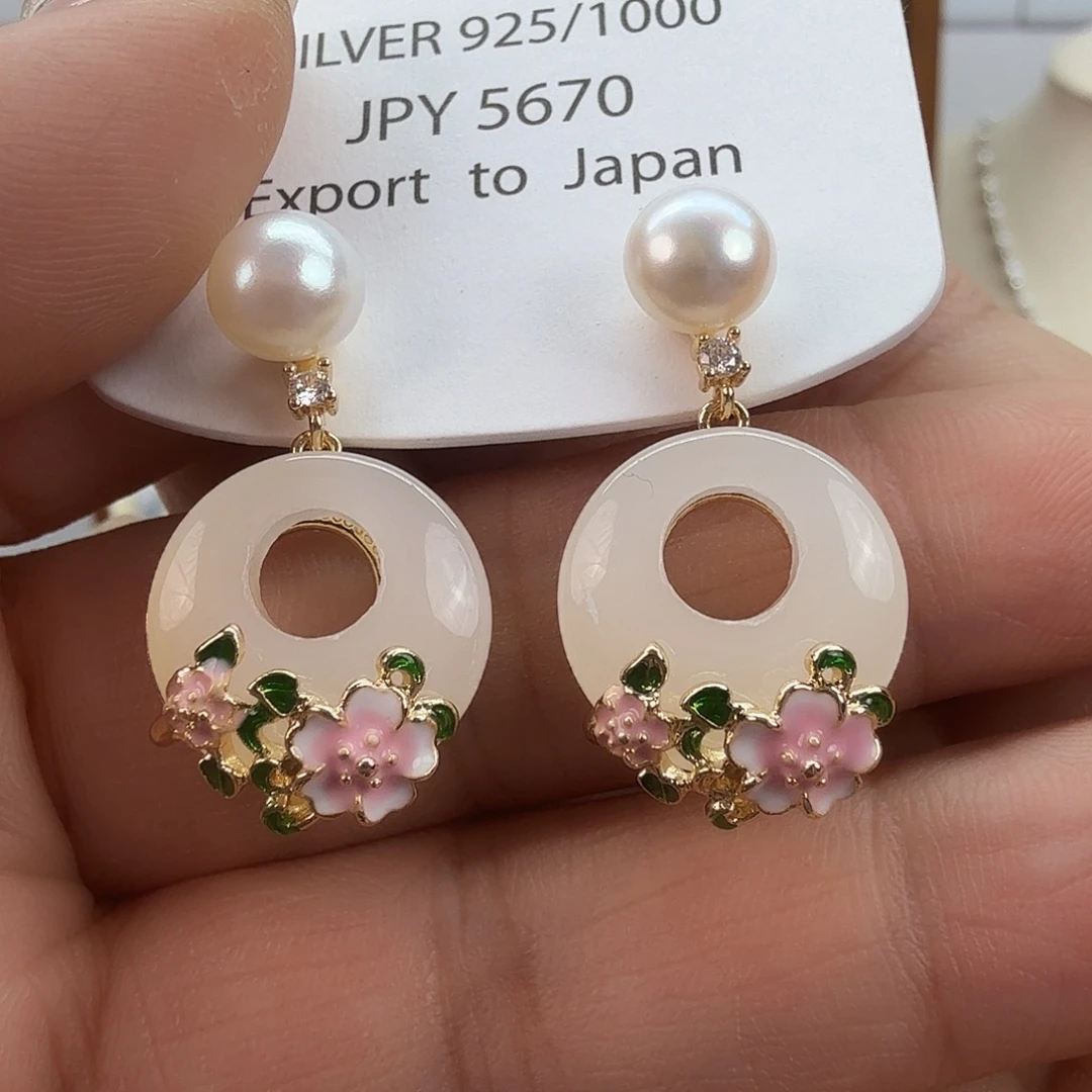 淡水珍珠耳饰未镶嵌