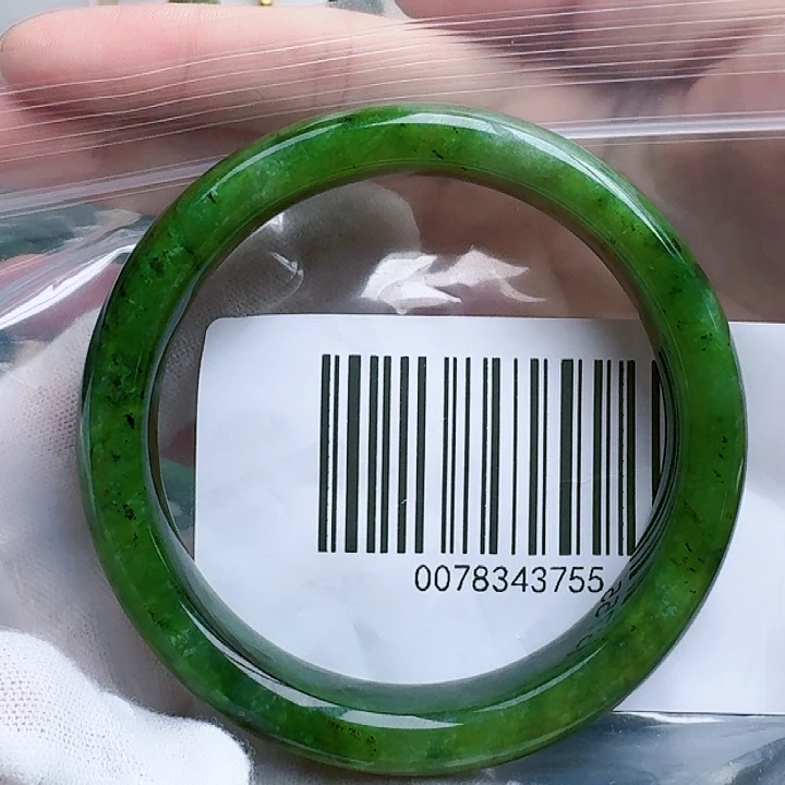 和田玉（碧玉）手镯未镶嵌6263包容