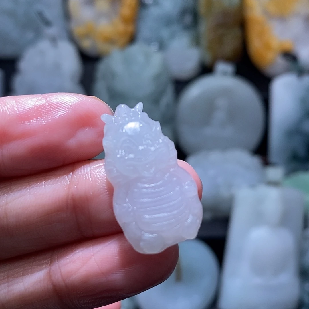 定制翡翠未镶嵌翡翠