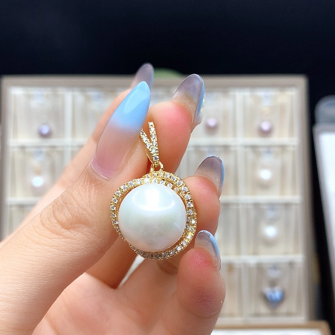 淡水珍珠合金颈饰