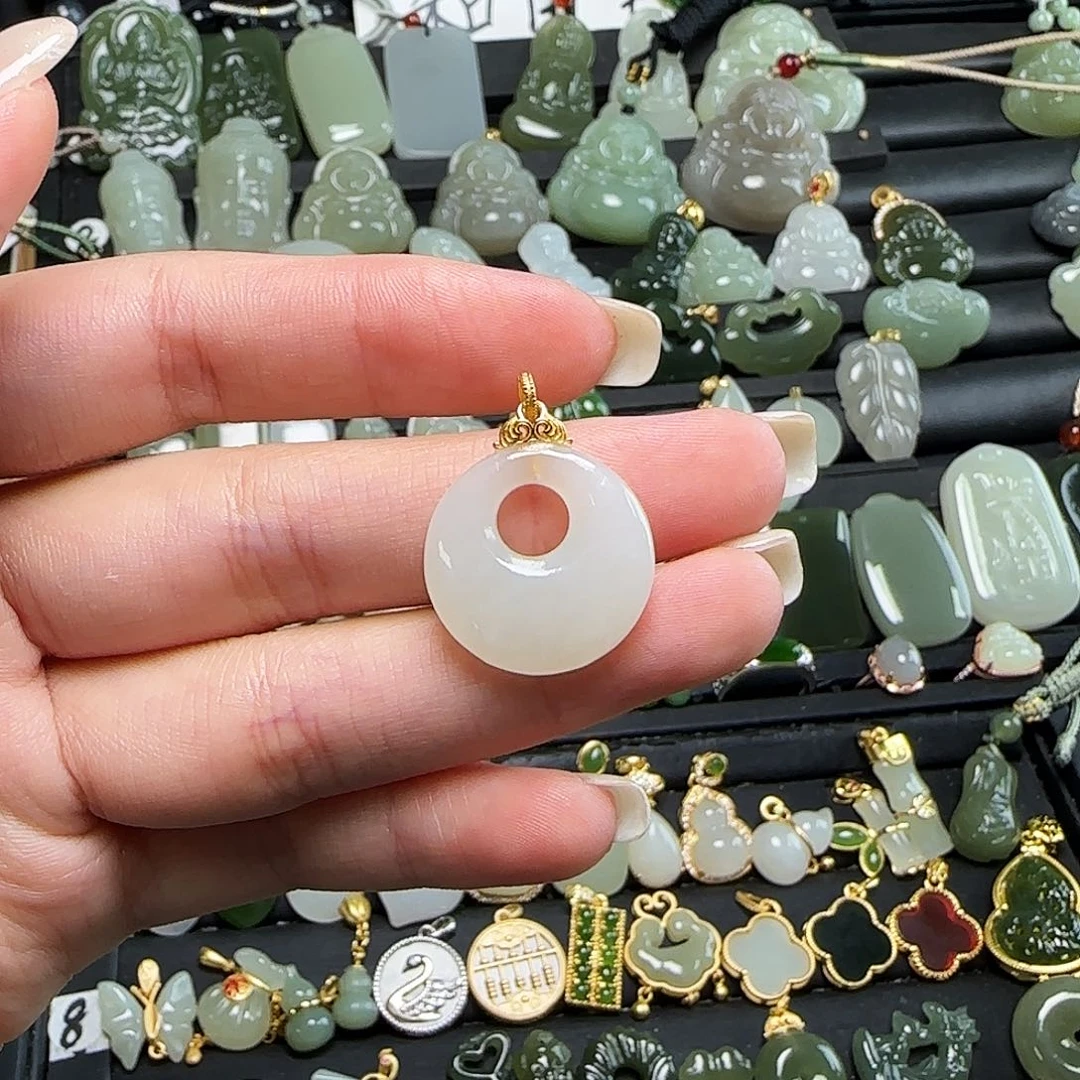 颈饰银S925镶嵌和田玉