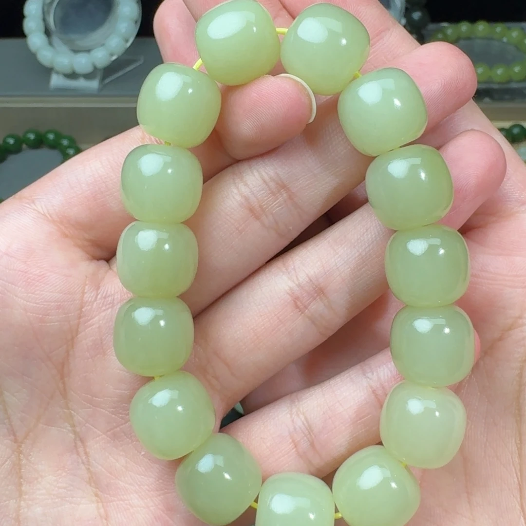 和田玉未镶嵌手链