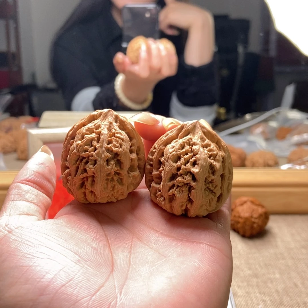 文玩核桃吊坠粗筋55