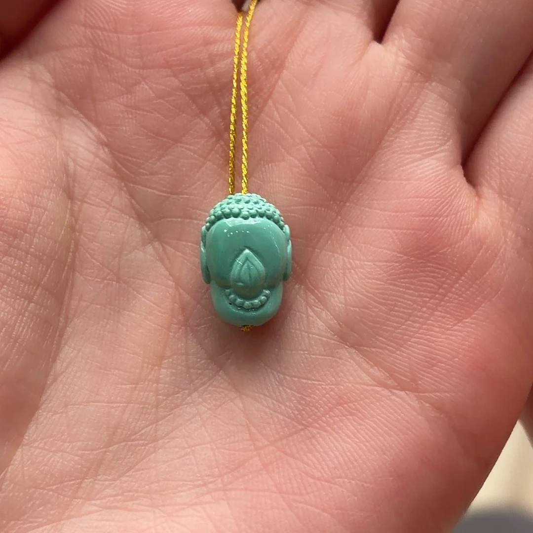 绿松石未镶嵌颈饰