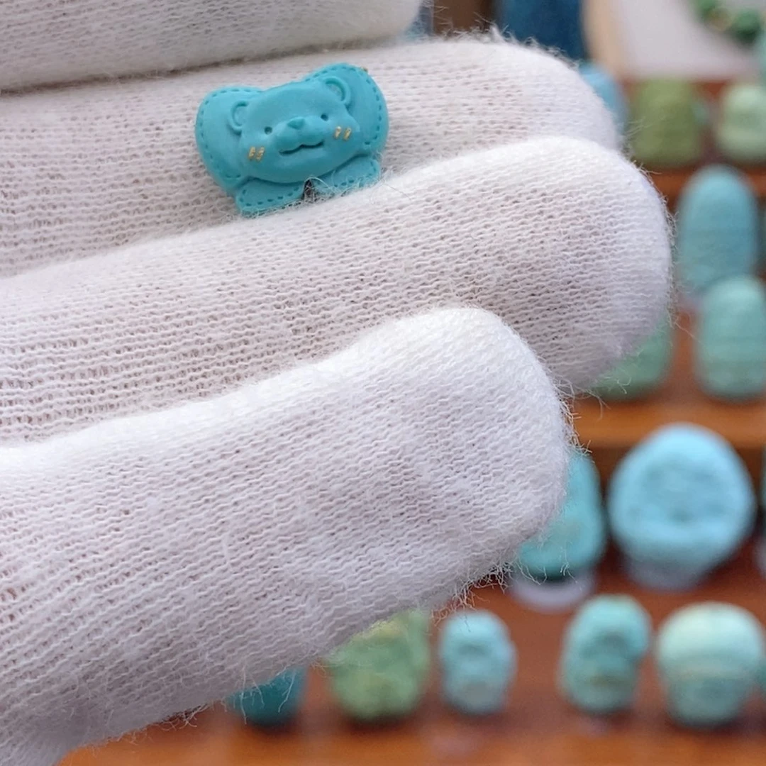 未镶嵌绿松石珠宝奇石