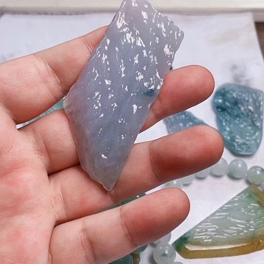 翡翠未镶嵌颈饰翡翠首饰未镶嵌