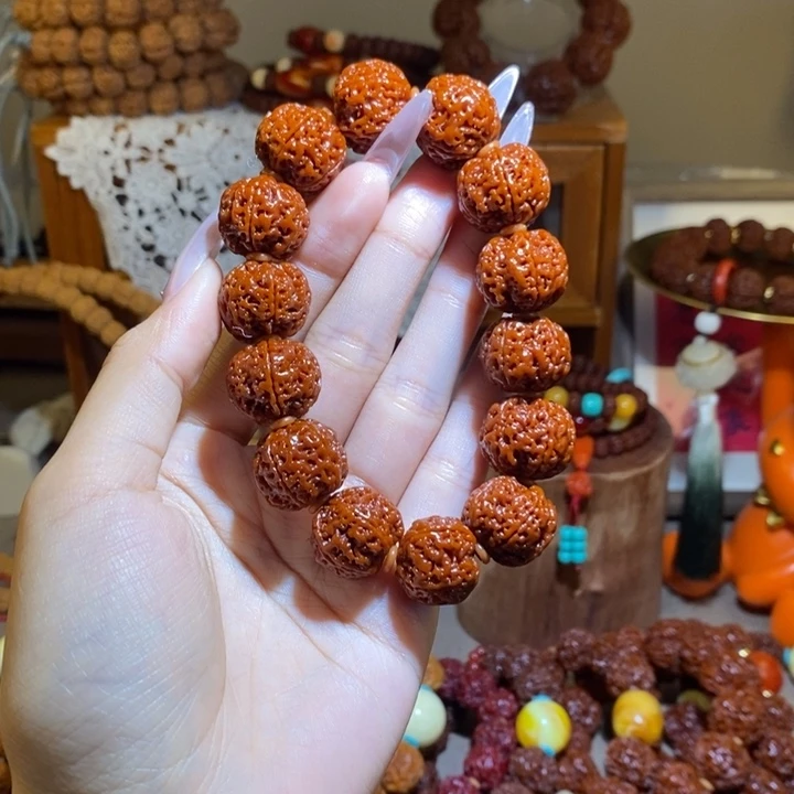 老***苗金刚菩提手串185玉华满肉高货树王一物