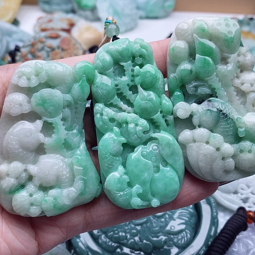 翡翠未镶嵌吊坠(不含链)°****鱼