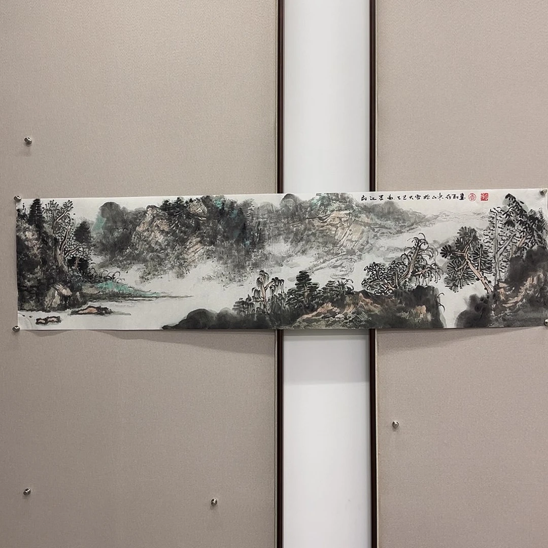 国画艺术家真人手绘