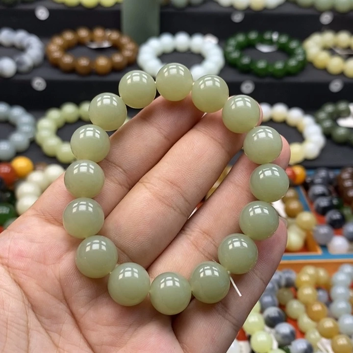 未镶嵌手串和田玉Q卡12青白