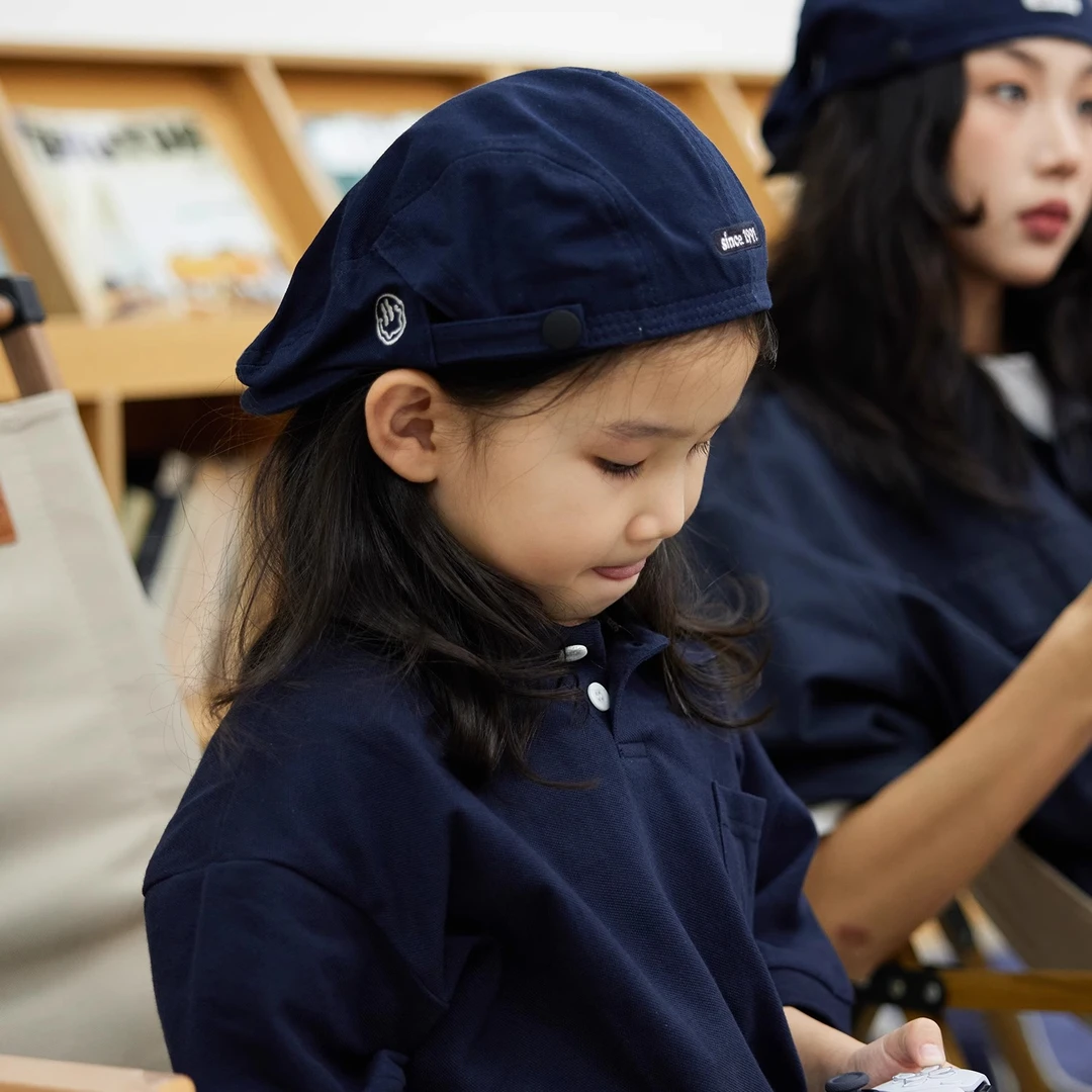 儿童反戴字母贝雷帽女童春夏出游前进帽男童帽子小孩复古画家帽