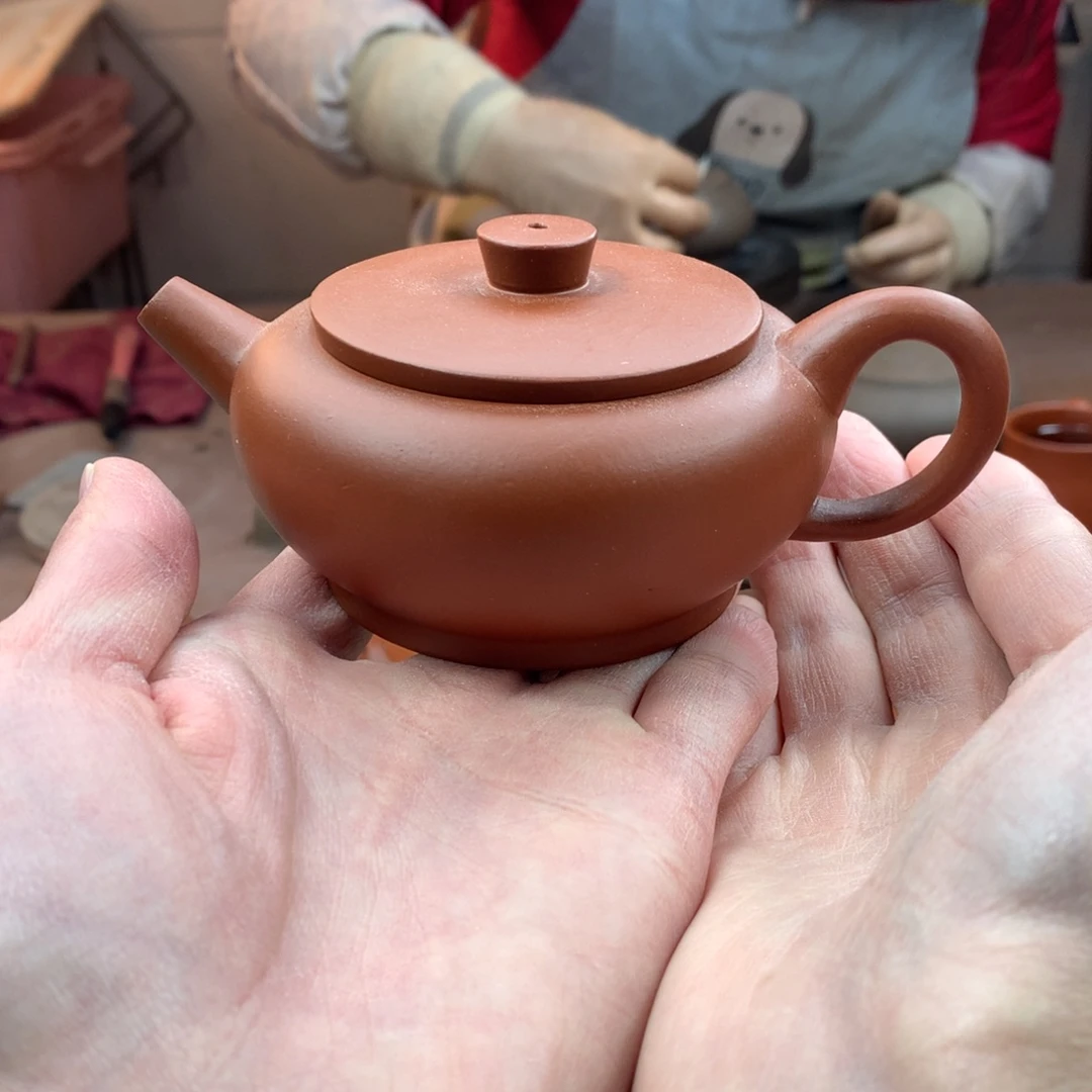紫砂茶壶巨轮 朱泥 140cc 周宜君