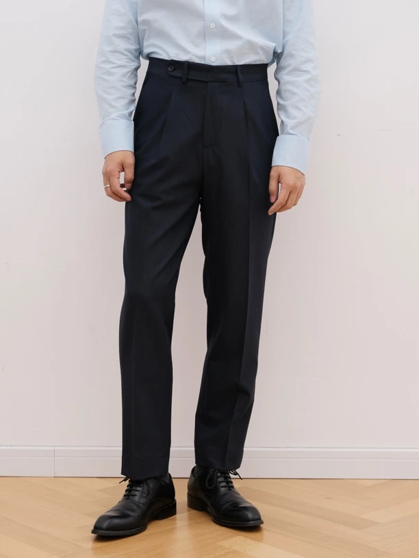 何青菜/259564 春季新品经典商务休闲通勤合身笔挺款男士简约西裤