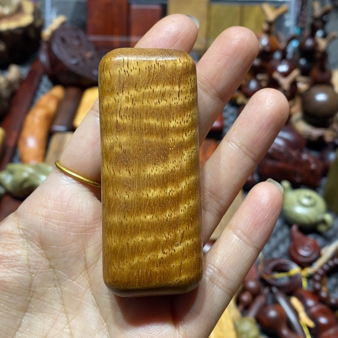大果紫檀（缅甸花梨）花**子