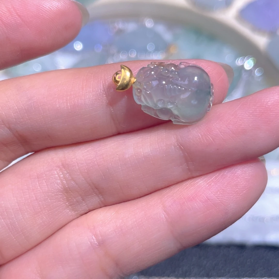 颈饰18K金镶嵌翡翠翡翠